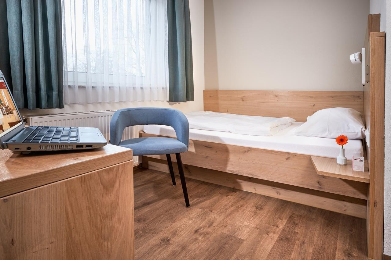 אומקירץ' Hotel Heuboden מראה חיצוני תמונה
